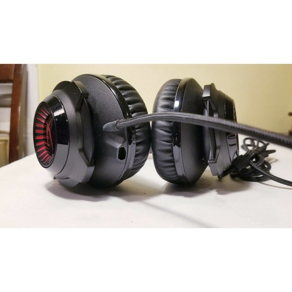 HyperX Cloud Revolver S (HX-HSCRS-BK) Gaming Headset w/Volume Control - Picture 5 of 12
